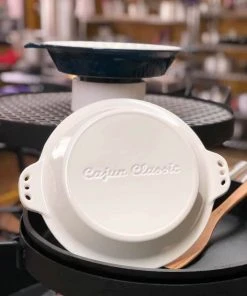 Cast Iron Cookware Cajun Classic White Pie Plate